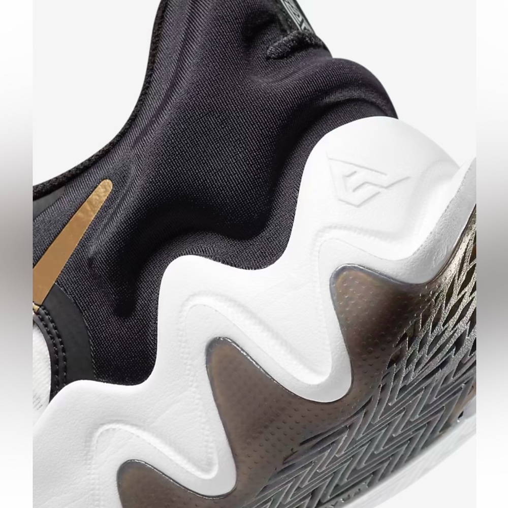 New in box Nike Giannis Immortality White Metallic Gold Black Rubber Shoes - Picture 7 of 13